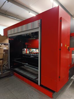 Ohraňovací lis CNC HYDRAULIC PRESS BRAKE - VIO HAP 170 30/25 - 2