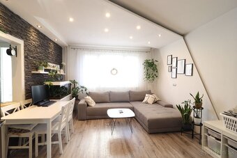 Ponúkame na predaj 3 - izbový byt po kompletnej rekonštrukc - 2