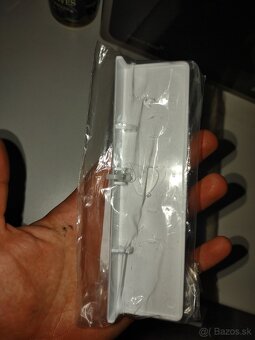 Madlo mrazničky do vstavanej chladničky bosch - 2