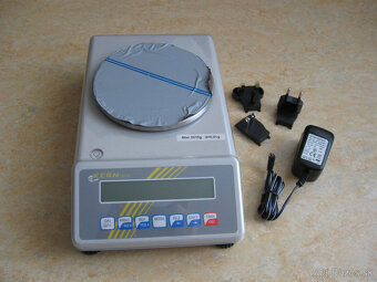 Laboratorna digitalna vaha Kern 572-37 - 2