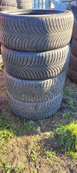 225.45.r17  zimne - 2