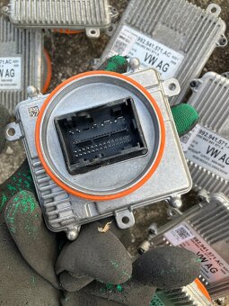 ridici jednotka led svetlometu 992941571AC - 2