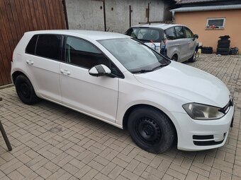 Volkswagen Golf 7 1,2tsi 66kw benzin rok 2013 - 2