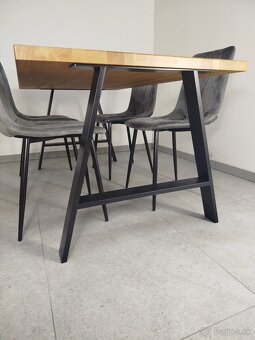 Stôl do kuchyne A - 2