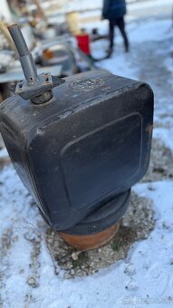 Hydraulická nádrž - 2