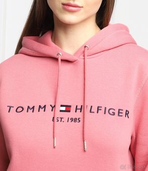 Tommy Hilfiger - 2