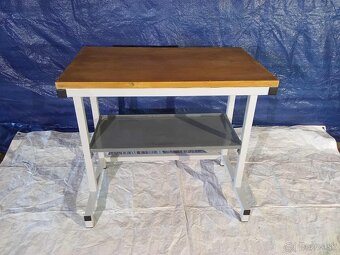 Pracovný stôl - 2