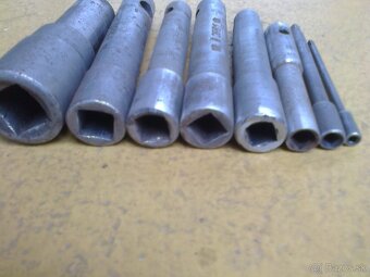 Predlžovací uťahovák, - 2