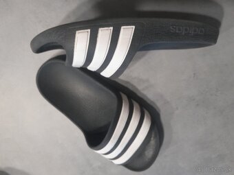 Šľapky ADIDAS - 2