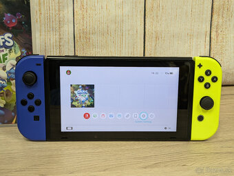 Nintendo Switch V2, Pro Controller, hra Šmolkovia - 2