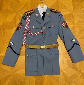 Uniformy čestná stráž ČR - 2