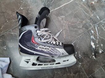 Predám hokejové korčule Bauer Vapor X 15 - 2