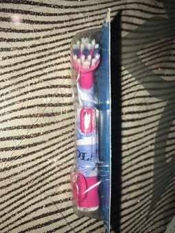 Náhradná hlavica ku kefke Oral -B - 2