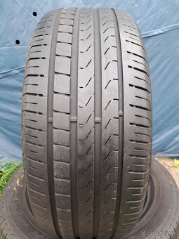 Ponúkam 2 letné pneumatiky Pirelli Scorpion 235/55 R18 - 2