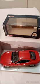 Modely 1:24 Maserati GranTurismo - 2