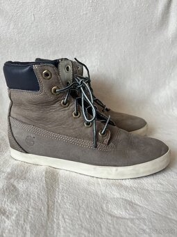 Damske kozene tenisky Timberland. Farba siva. Velkost 37. - 2