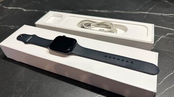 Apple Watch Series 7 – 45 mm + 3 originálne remienky - 2