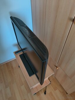 Sony Bravia KDL-32P3000 - 2