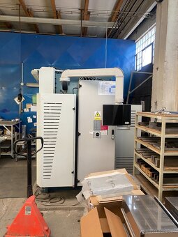 Ohraňovací lis DURMA CNC AD-R 2060 - 2