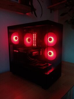 herný pc: Rx5700XT 8Gb, 16gb 3600mhz, r5 3600 - 2
