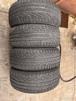 235/55R17 Pirelli zimne - 2