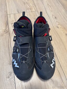 zimne cyklisticke tretri.velkost 44 - 2