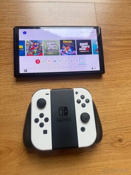 Predám Nintendo Switch Oled 64GB - 2