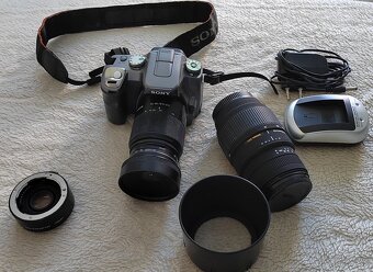 Zrkadlovka Sony Alpha 100 DSLR-A100 s príslušenstvom - 2