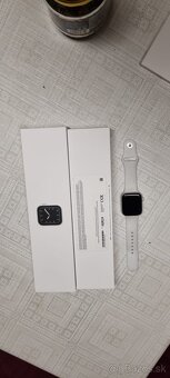 Predám APPLE Watch SERIES 5 GPS Silver Aluminium Case with W - 2