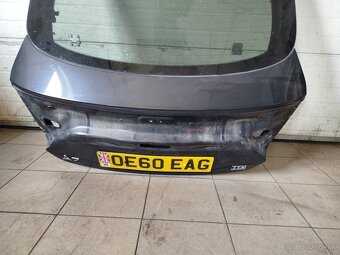 Zadný kufor Audi A7 4G so sklom - 2