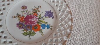 Predám tanier na zavesenie - 2