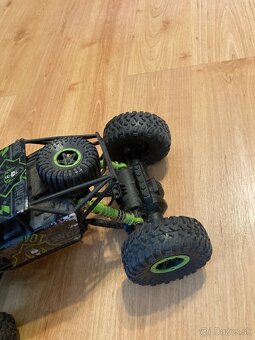 Auto na ovládanie - 2