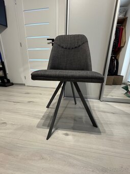 Jedálenské stoličky - 2