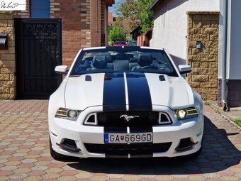 Mustang Facelift Convertible - 2
