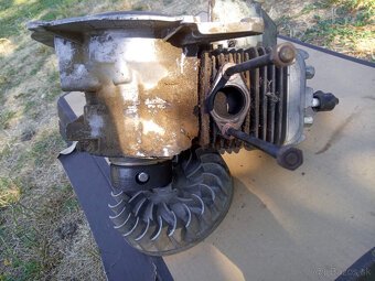 polomotor Vari Jikov 1453 - 2