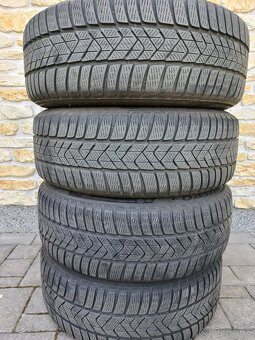 BMW X1 X2 zimní sada 18 Styling 566 Pirelli 225/50 - 2