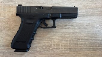 Glock 22 .40 S&W - 2