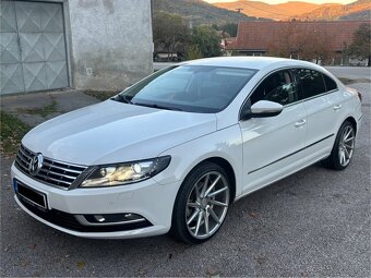 Volkswagen Passat CC 2.0TDI - 2