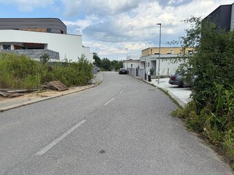 Parkovacie státie, pozemok 14m² - Závodie (cca 3m x 5m) - 2