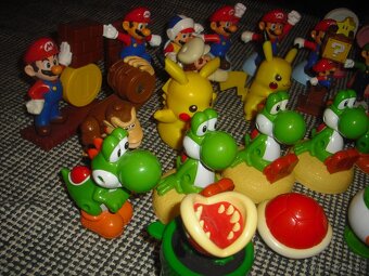 Predam zbierku Super Mario Bros McDonalds hraciek - 2