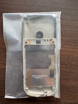 Nokia 8800 Carbon Arte středový kryt - 2