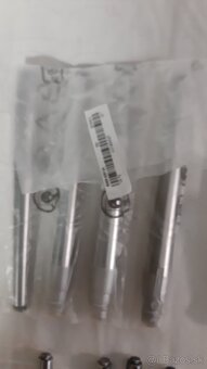 Podstavce, nožičky pod LCD TV Samsung - 2