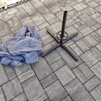 Predám zimné pneumatiky s diskami - 2