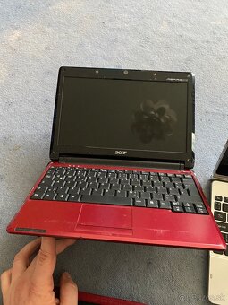 Staré notebooky a tablet – Samsung, Acer – na diely / opravu - 2