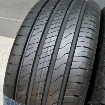 Letné pneumatiky 215/45 R16 GOODYEAR - 2
