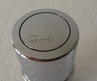 Predám termostaticke hlavice Danfoss RAX - 2