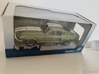 1:18 Shelby GT 500 Solido - 2