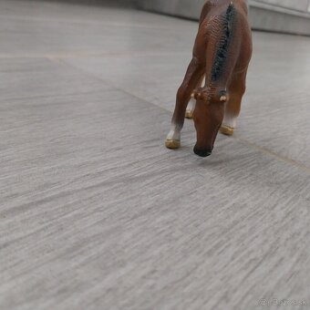 Schleich žribä - 2