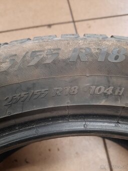 235/55R18 - 2