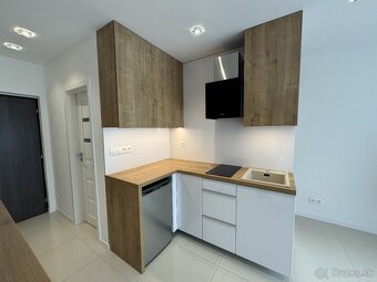 NADŠTANDARDNÁ GARZÓNKA, 25m2, ŽILINA-CENTRUM - 2